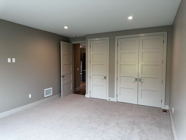 Foto del edificio - Black Bull Trail One Bedroom One Bathroom Space Available!