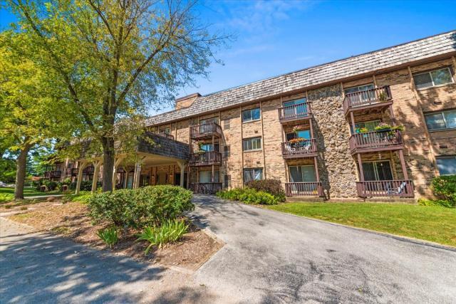 Foto principal - 2 bedroom in Lake Zurich IL 60047