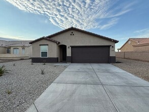 Building Photo - 1780 E Desert Bloom Dr