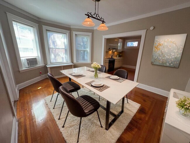 Foto del edificio - 2581 Madison Rd