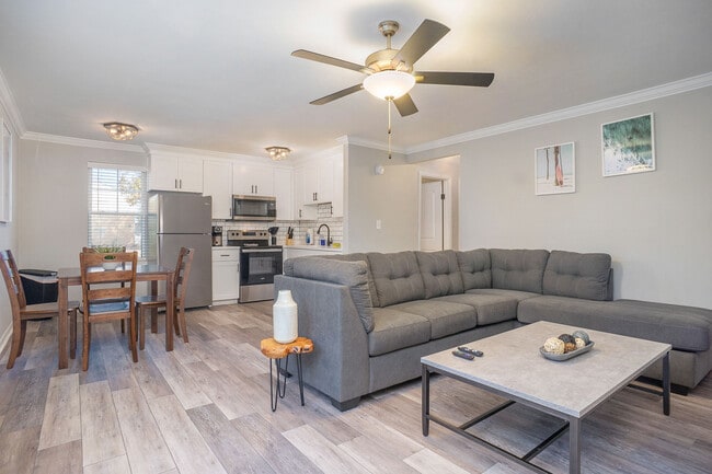 Photo - Hillside Cove Apartments