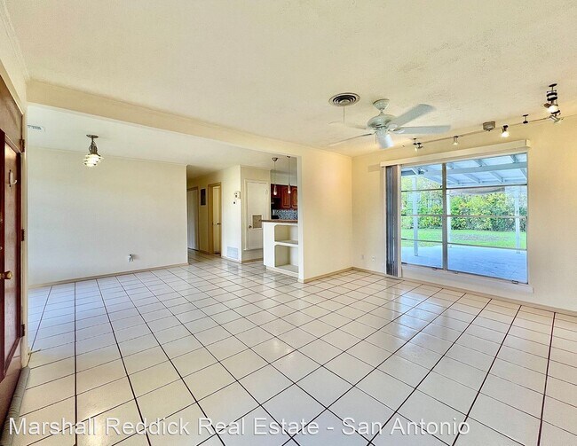 Building Photo - 3 br, 2 bath House - 3307 Herlinda Dr.
