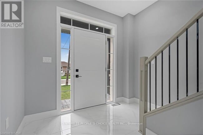 Photo du bâtiment - 84 Beland Ave N