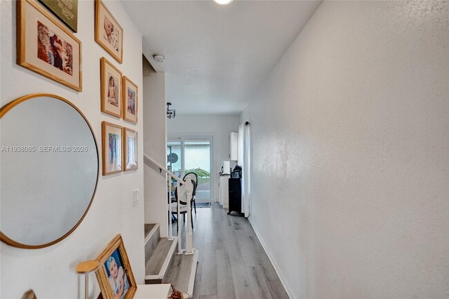 Foto del edificio - 1129 10th St