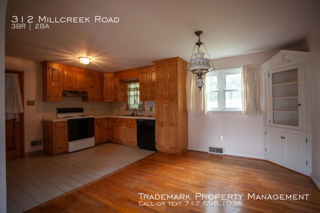 Building Photo - 312 Millcreek