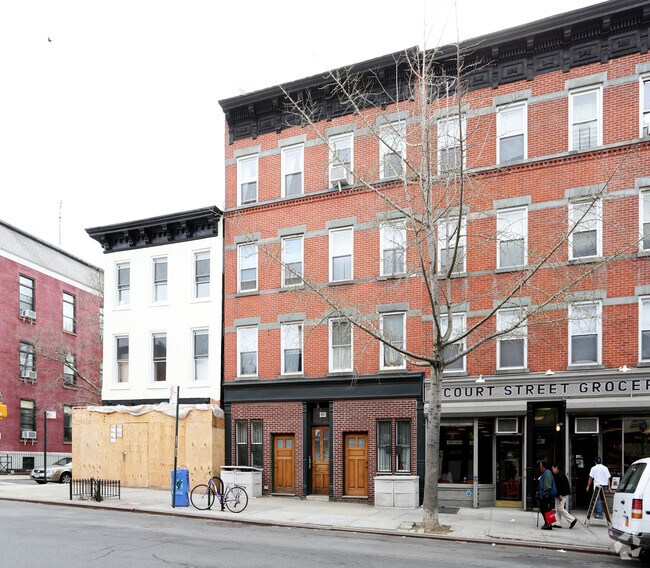 Foto del edificio - 483 Court St