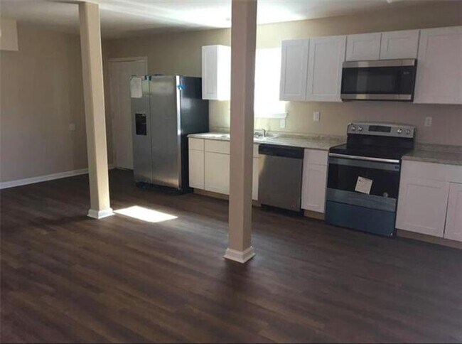 Building Photo - 4211 Downman Rd