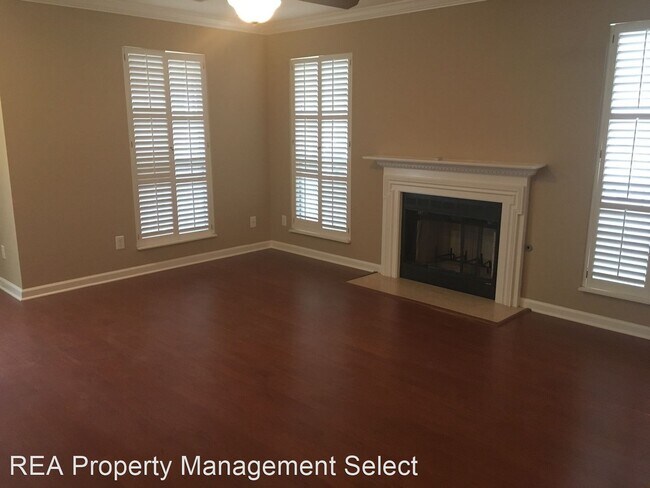 Building Photo - 3 br, 2.5 bath House - 8115 Robins Nest Ln