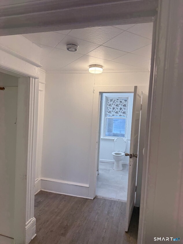 Building Photo - 9 Beach Ave