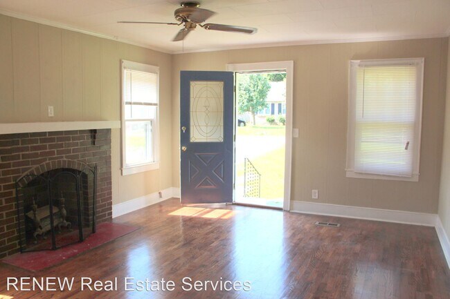 Foto del edificio - 3 br, 1 bath House - 232 Harris Street