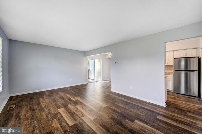 Foto del edificio - 23 Linden Ct