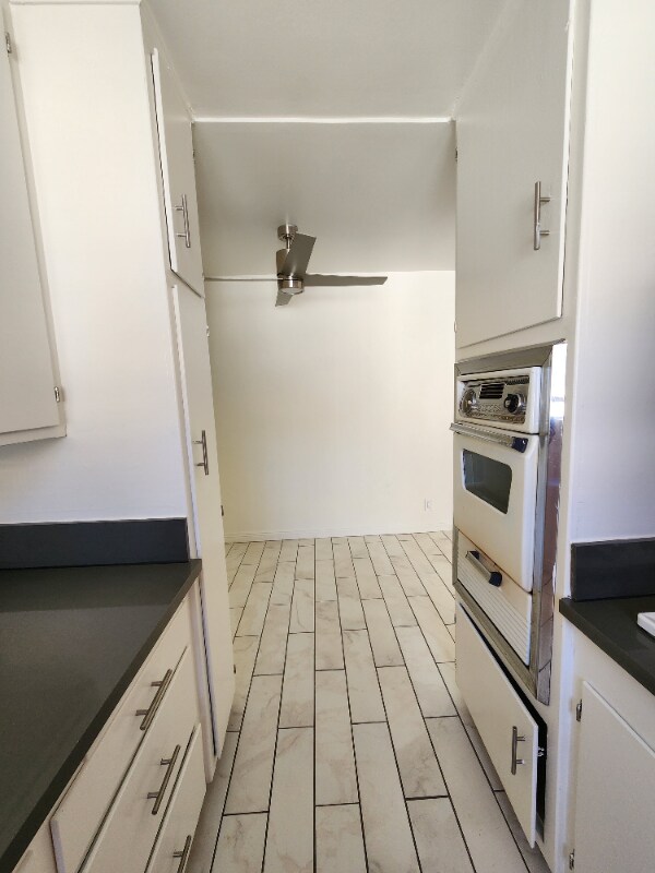 Foto del edificio - 18546 Clark St