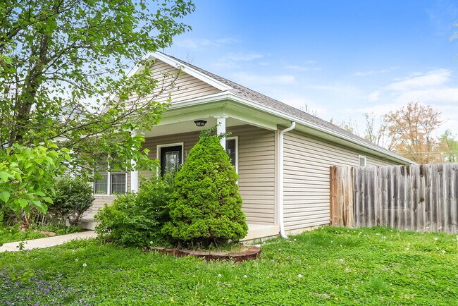 Foto del edificio - 1044 Avondale Ct