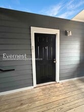 Building Photo - 20283 Beechwood Terrace