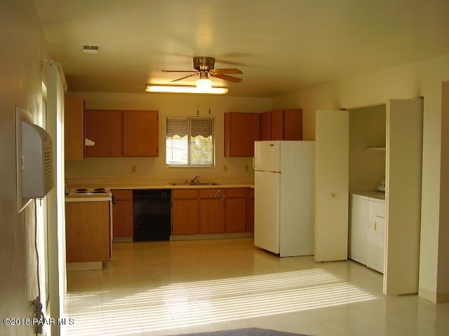 Building Photo - 3090 Bob Ct