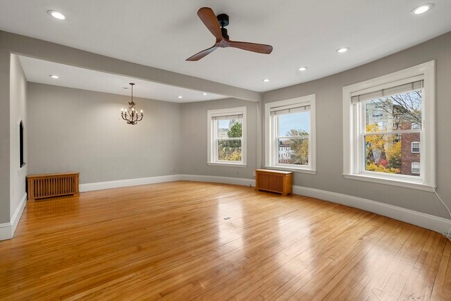 Foto del edificio - 1011 Beacon St