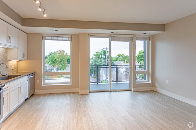 Estudio, 1BA, Fairview - 569SF - The Finn Apartments