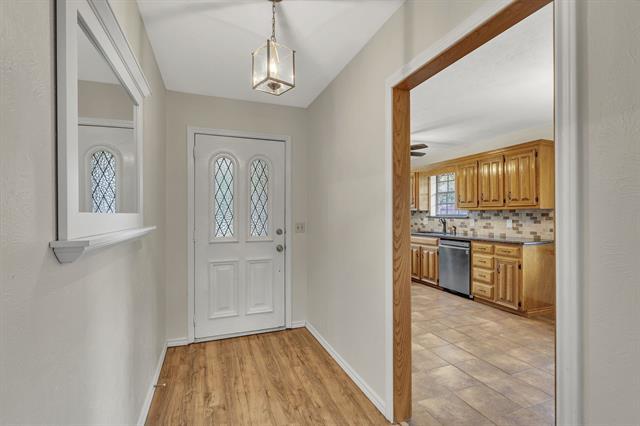 Building Photo - 1504 Wood Creek Dr