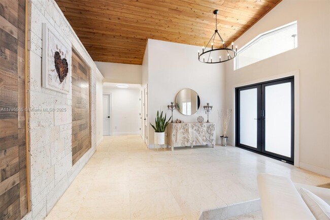Foto del edificio - 10401 SW 139th St