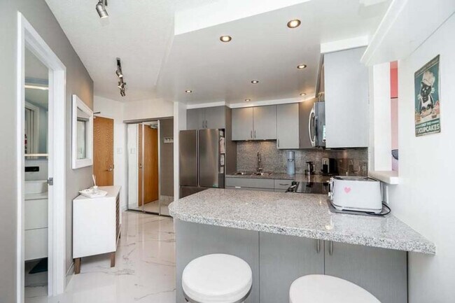 Photo du bâtiment - 1625 Hornby St