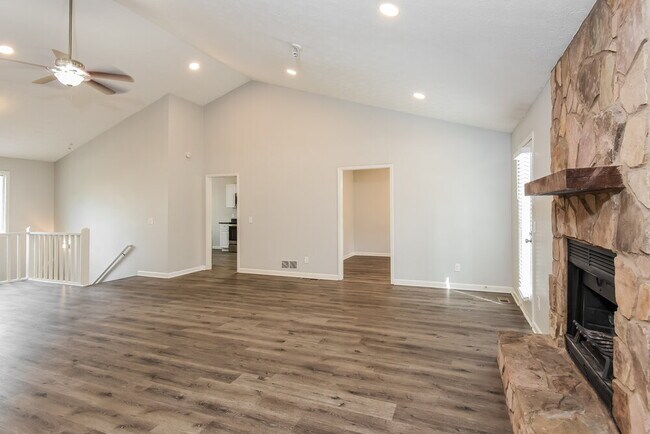 Foto del edificio - 2752 Hawk Trace NE