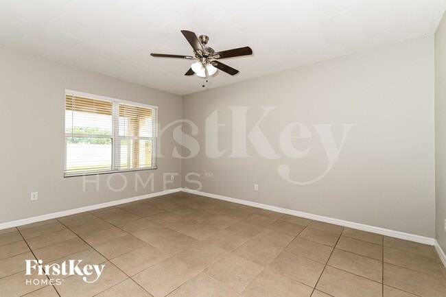 Building Photo - 629 SW 25th Terrace