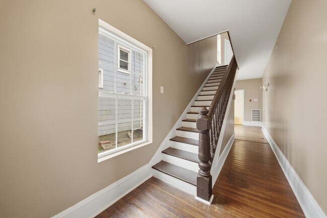 Foto del edificio - 315 Blair Ave