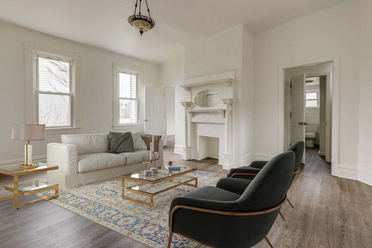 Available APRIL 2026 - Spacious 3 Bedroom Apartment in the Heart of Mt Oliver! - Available APRIL 2026 - Spacious 3 Bedroom Apartment in the Heart of Mt Oliver!