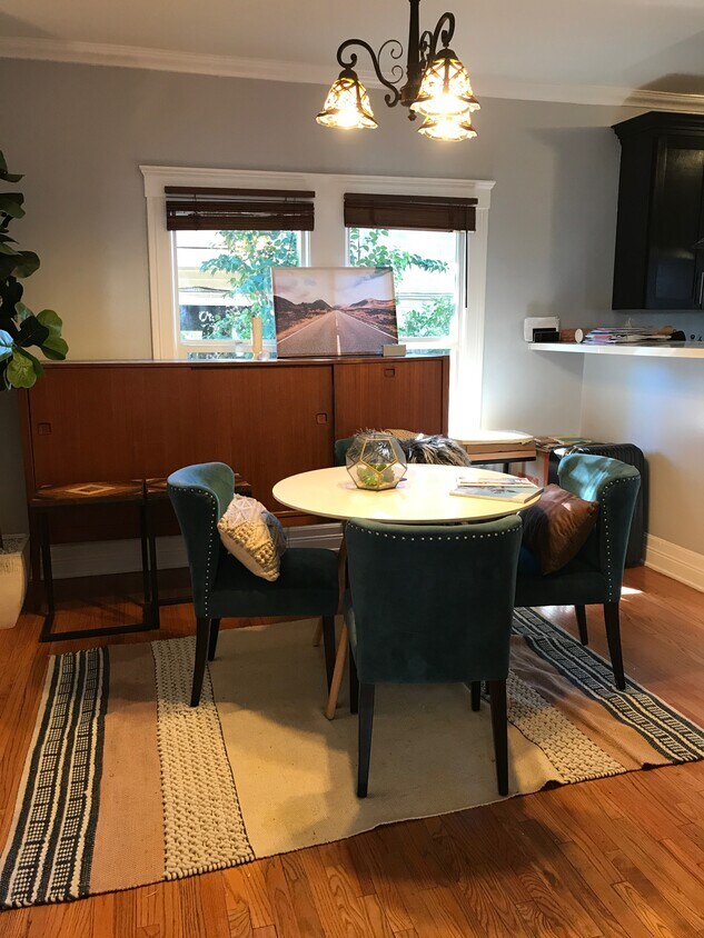 Dining room - 1215 N Summit Ave