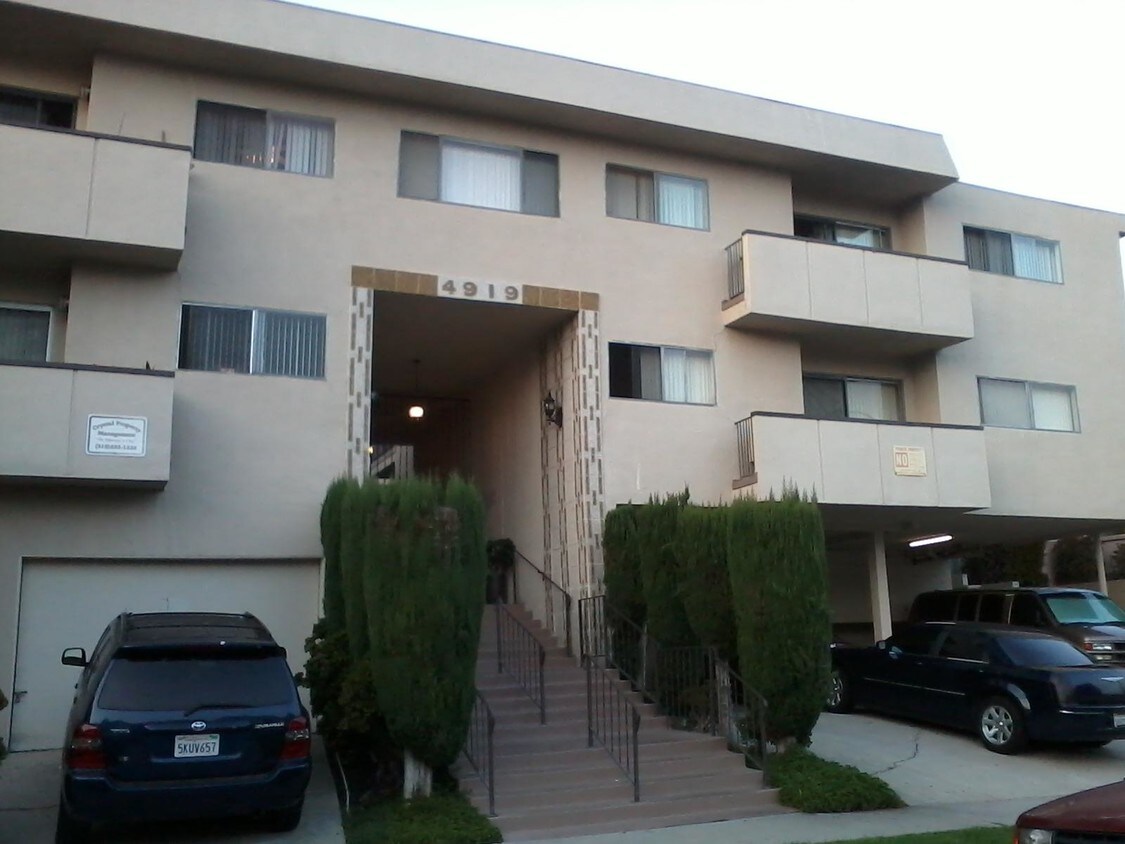 4919 Rosewood Ave Unit 107, Los Angeles, CA 90004 Apartment for Rent