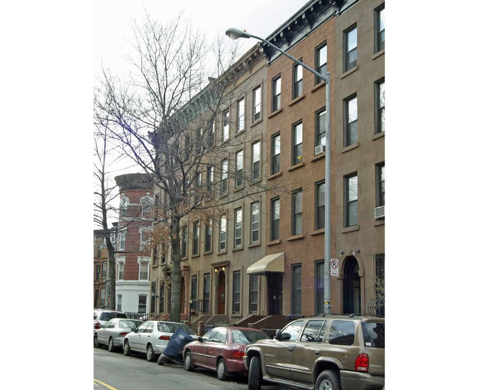 Primary Photo - 230 6th Ave