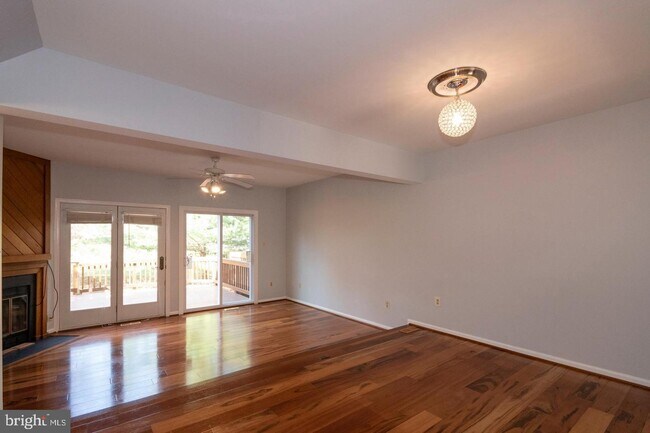 Building Photo - 3808 Swan House Ct