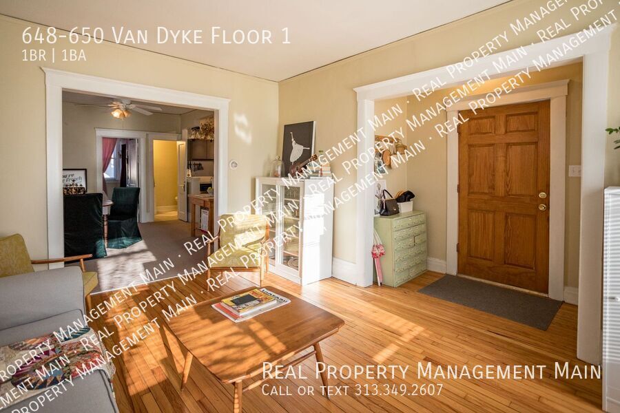 Foto principal - 648-650 Van Dyke Floor 1-