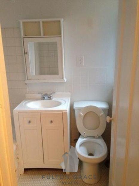 Building Photo - 2 bedroom in Chicago IL 60618