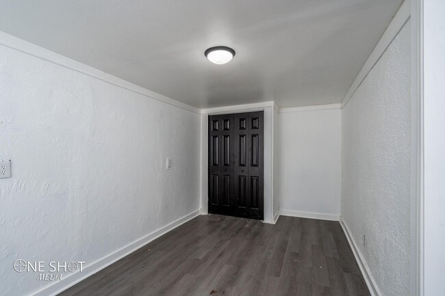 Foto del edificio - 617 Grand Ave 1/2
