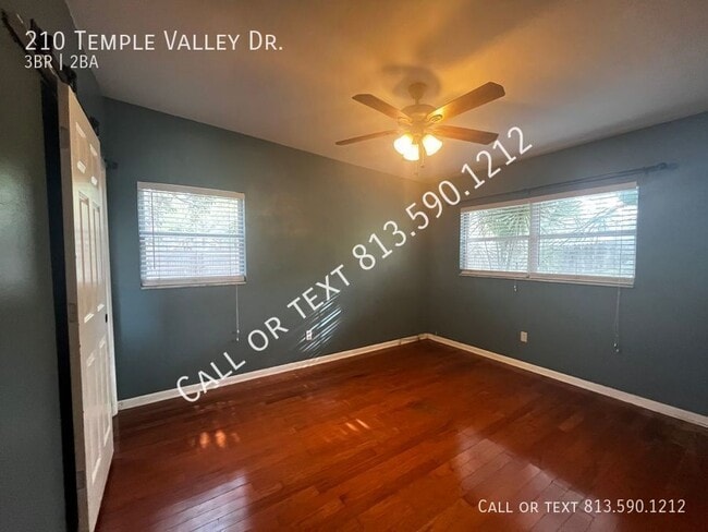Foto del edificio - 210 Temple Valley Dr