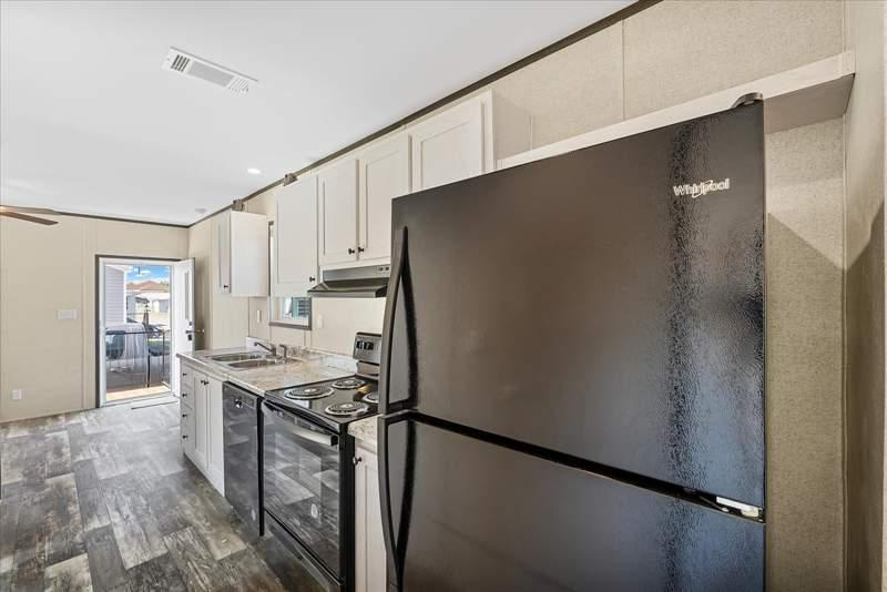 Foto del edificio - 2172 E Camp N Comfort Ln