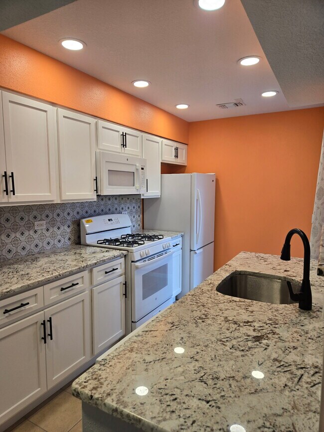 Foto del edificio - 824 Padua Ln