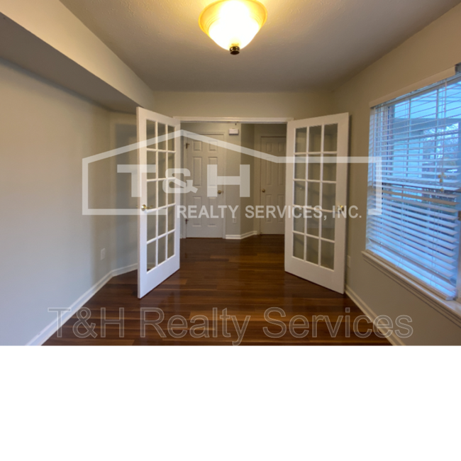 Building Photo - 13968 Wakefield Pl