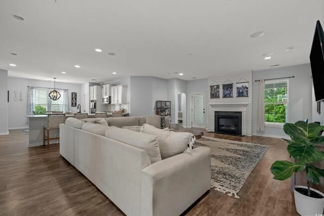 Living Room and Kitchen - 3620 Diamond Stars Way