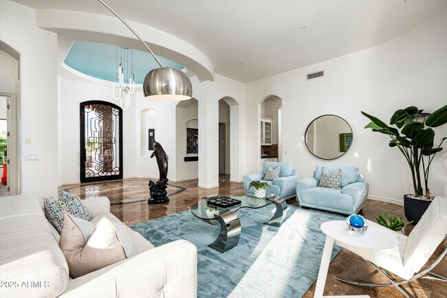 Foto del edificio - 5901 E Mountain View Rd