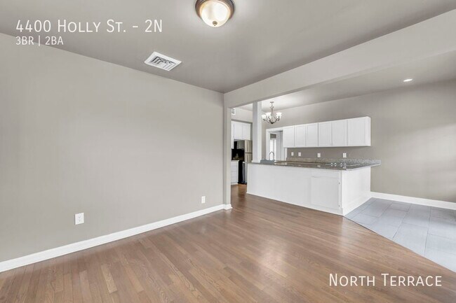 Building Photo - 4400 Holly St