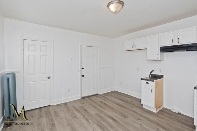 Foto del edificio - 98-100-100 Prospect St