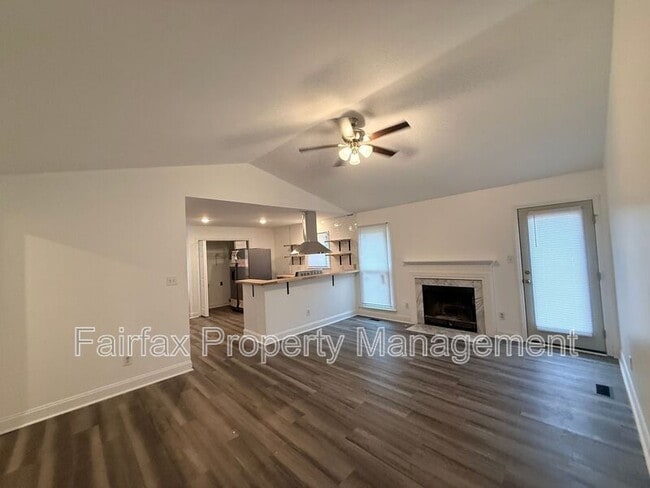 Building Photo - 400 Kelley Meadows Dr