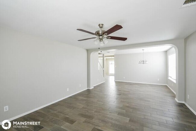 Building Photo - 9011 Walnut Springs, Universal City, TX 78148