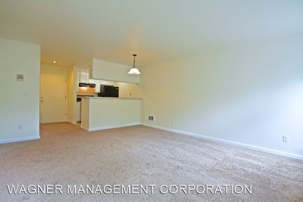 Foto del edificio - 2010 S Main St