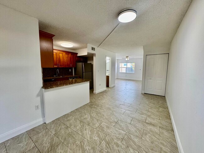 Foto del edificio - 3662 SW 59th Ave