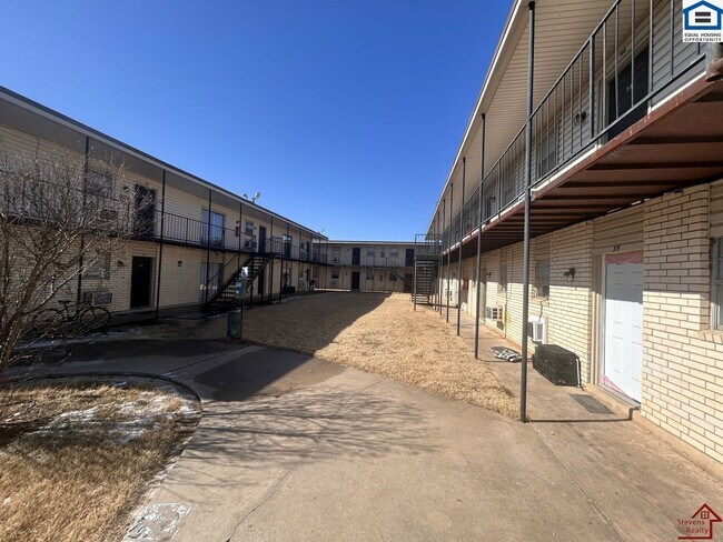 Foto del edificio - 1314 NW Irwin Ave