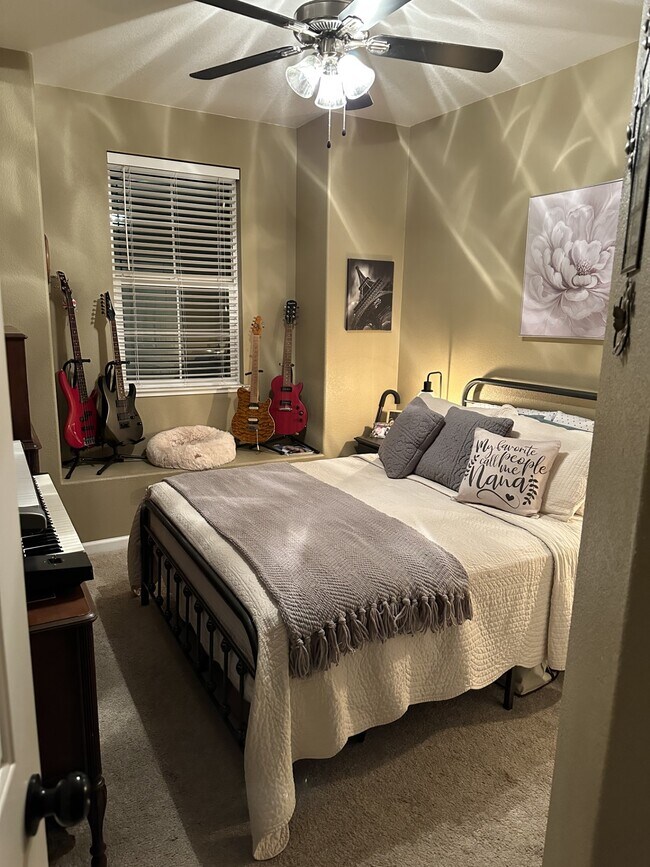 Foto del edificio - 7567 Colbert Dr