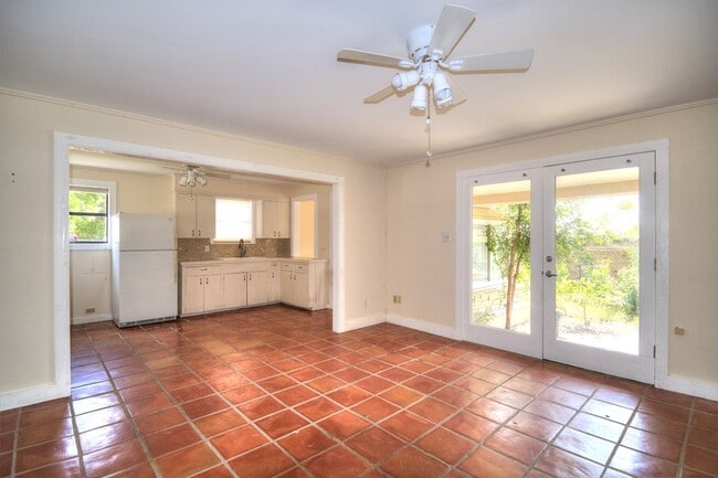 Building Photo - 155 Nimitz Dr